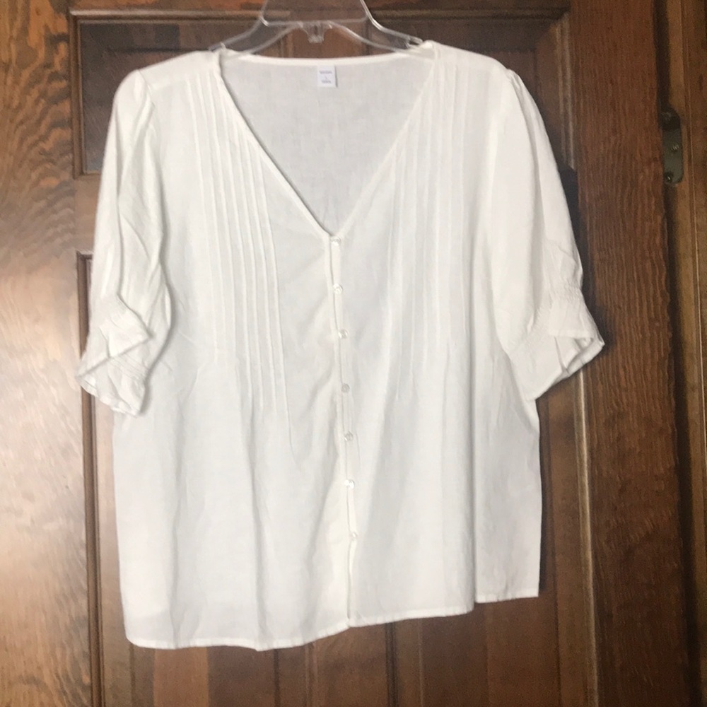 White Short Sleeve Top